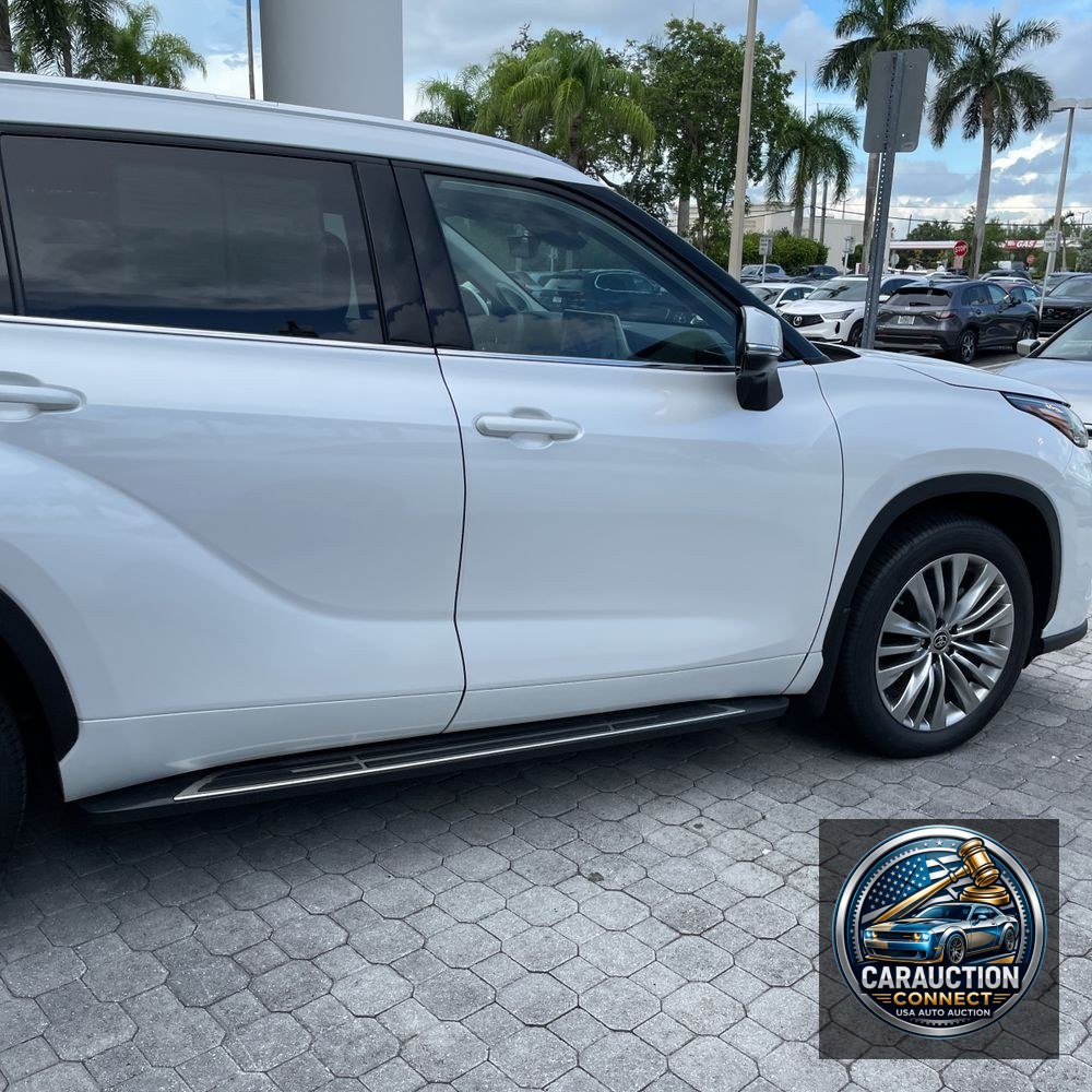 2024 Toyota Highlander Platinum
