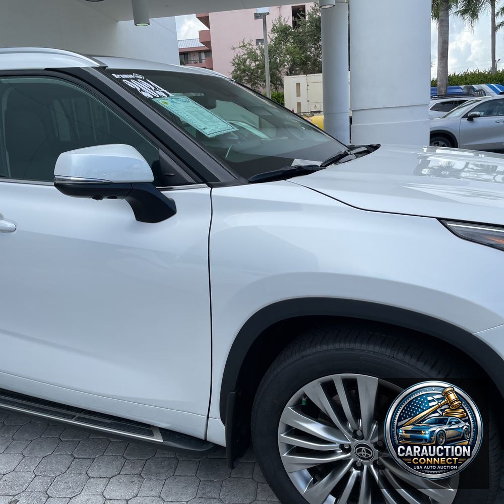 2024 Toyota Highlander Platinum