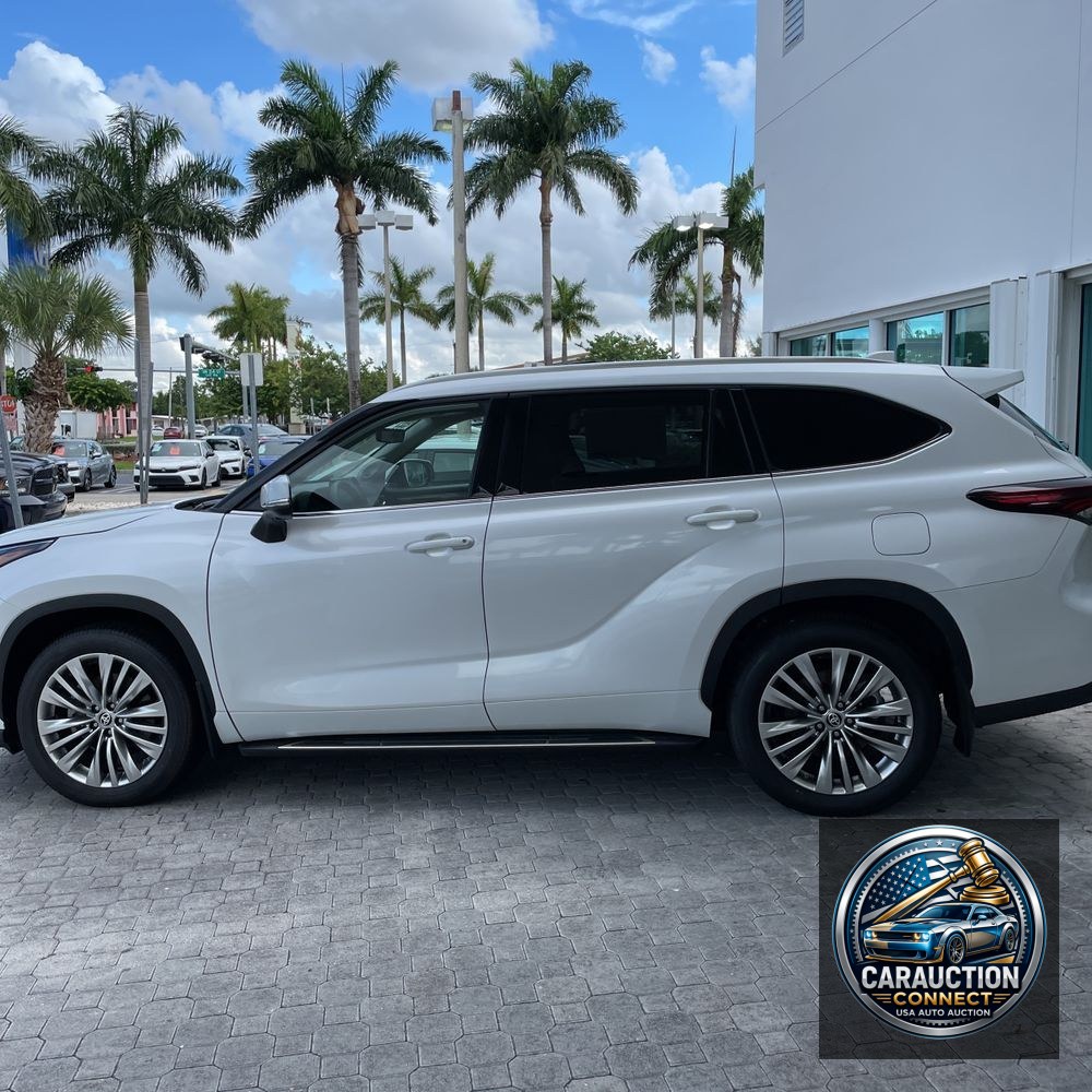 2024 Toyota Highlander Platinum