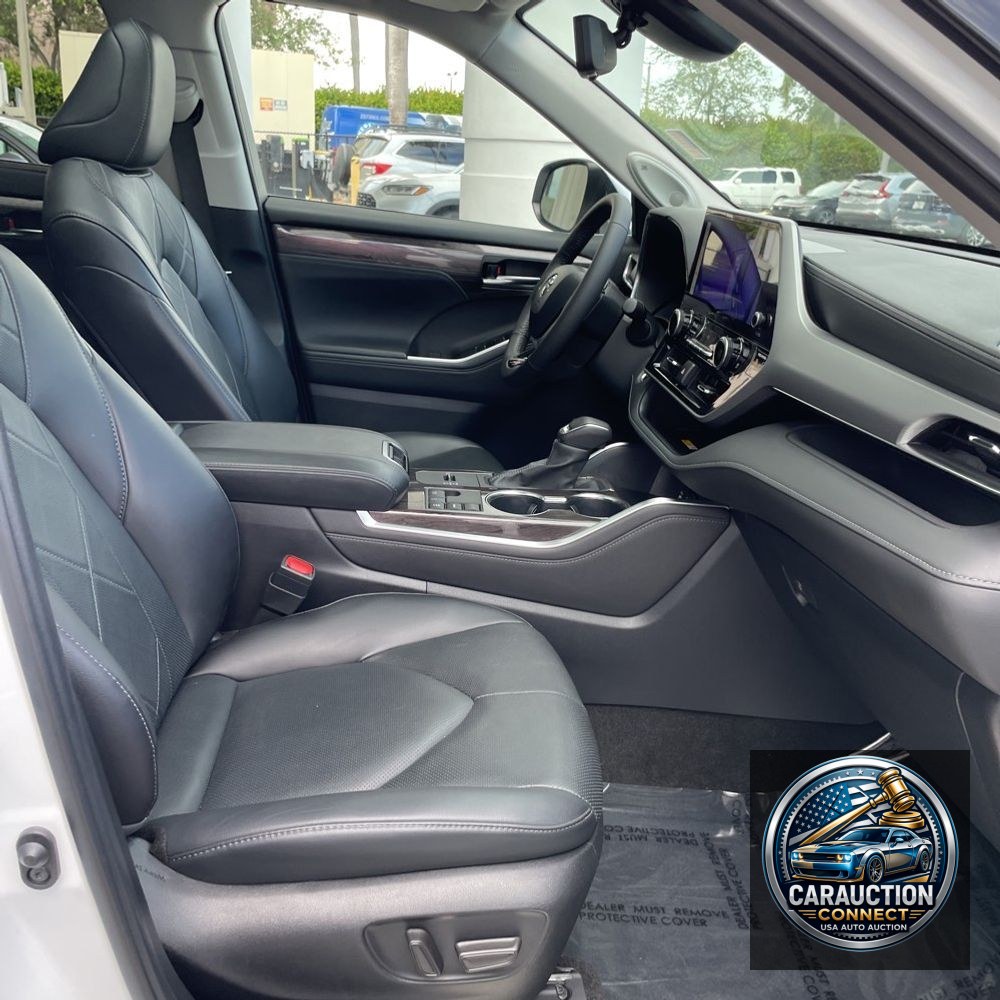 2024 Toyota Highlander Platinum