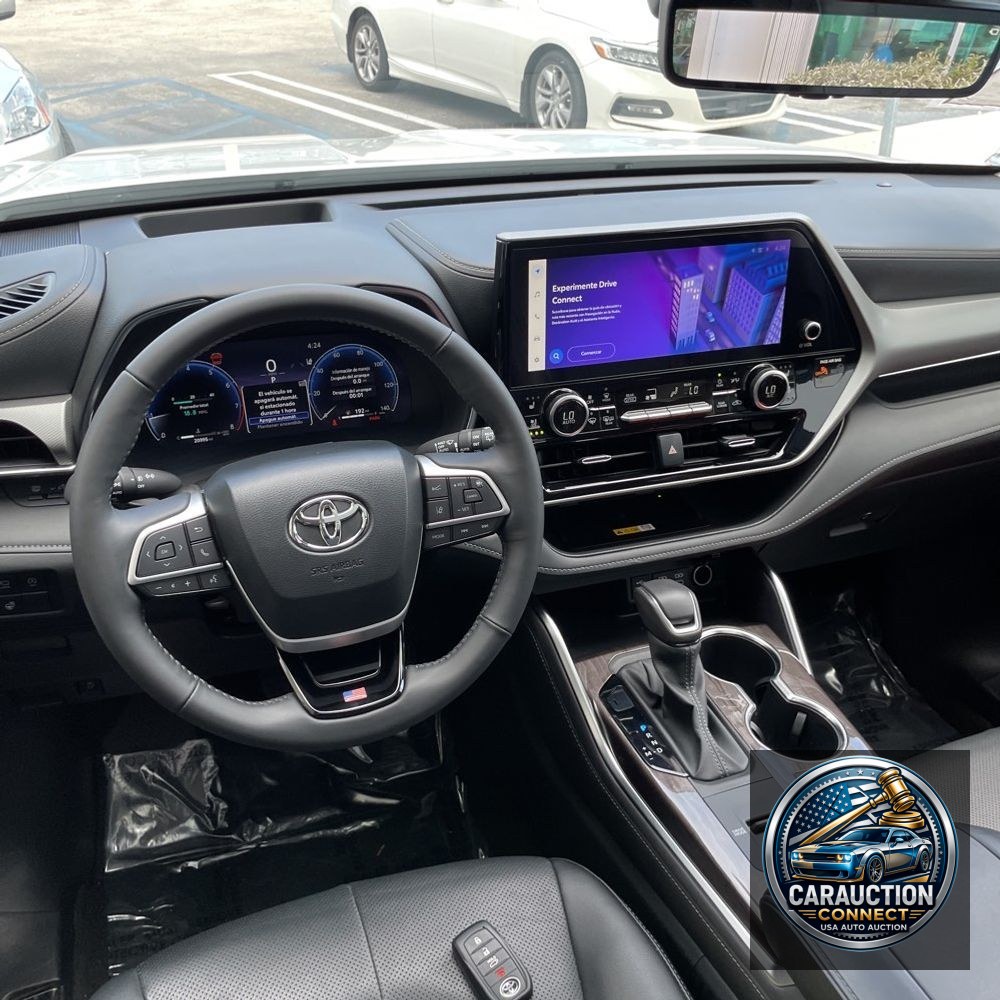 2024 Toyota Highlander Platinum