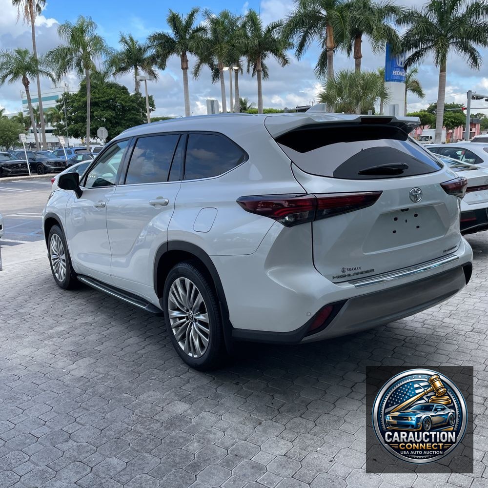 2024 Toyota Highlander Platinum