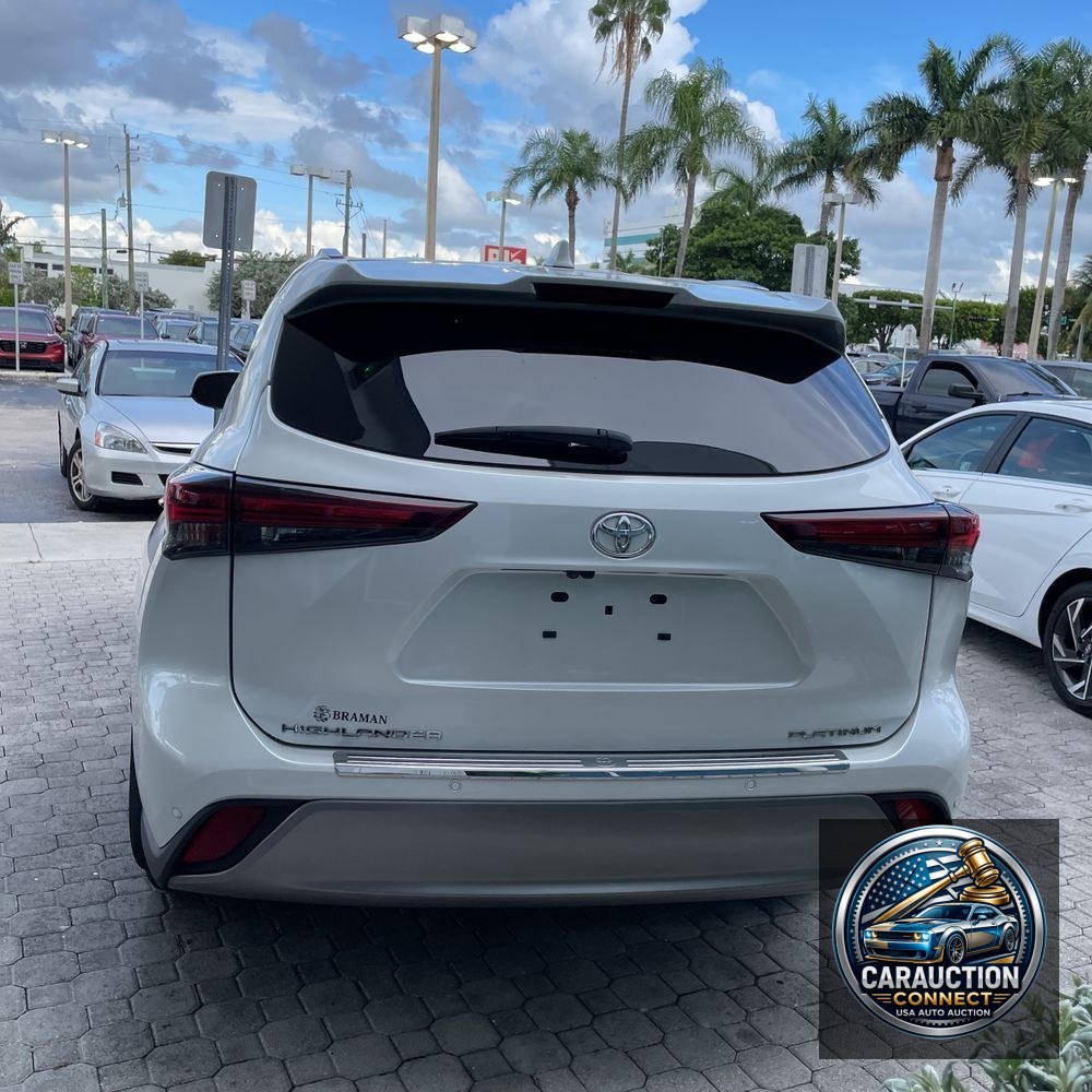 2024 Toyota Highlander Platinum