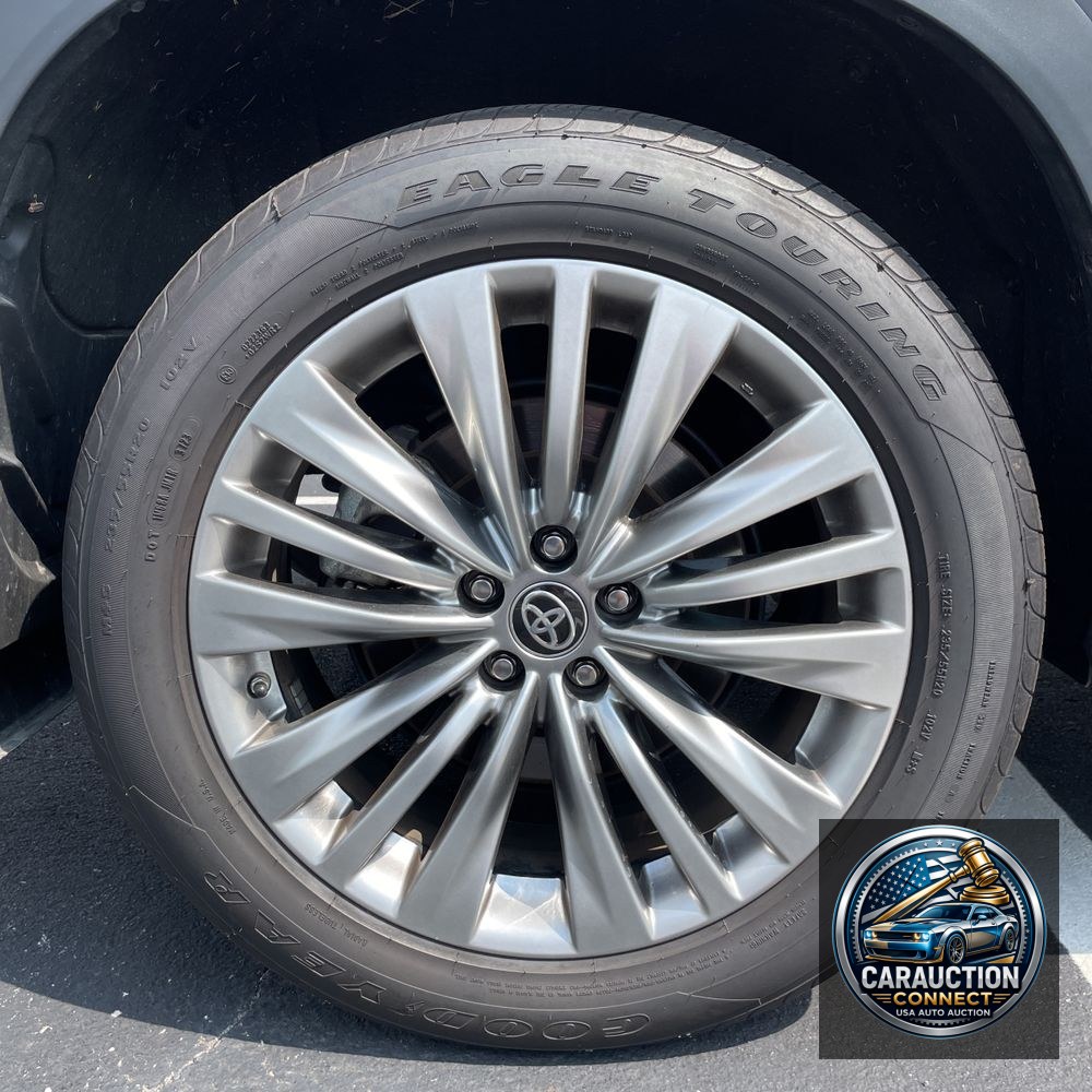 2024 Toyota Highlander Platinum