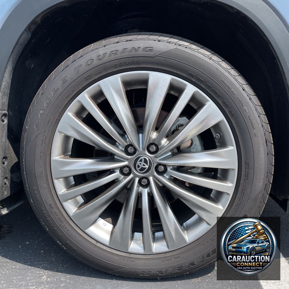 2024 Toyota Highlander Platinum