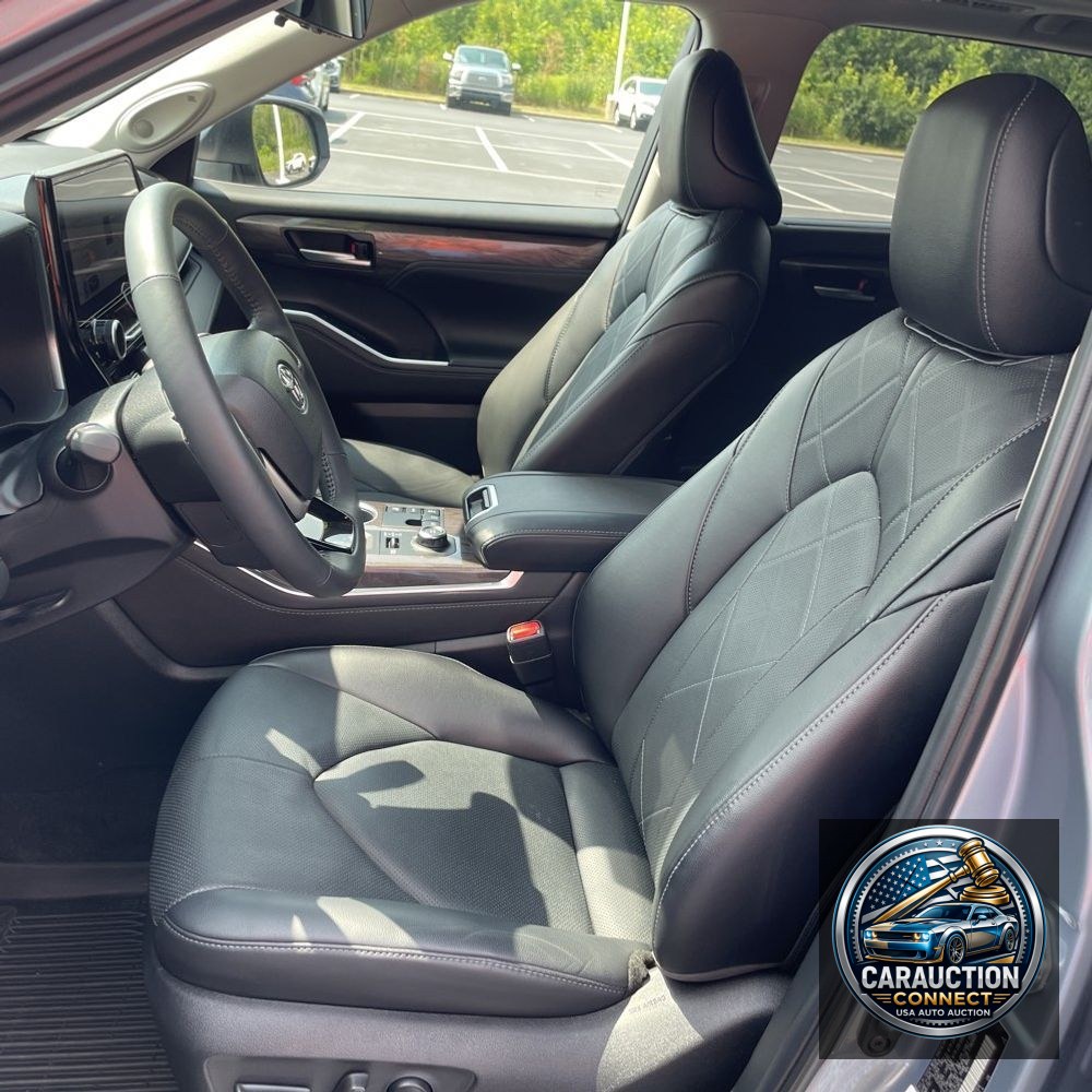 2024 Toyota Highlander Platinum