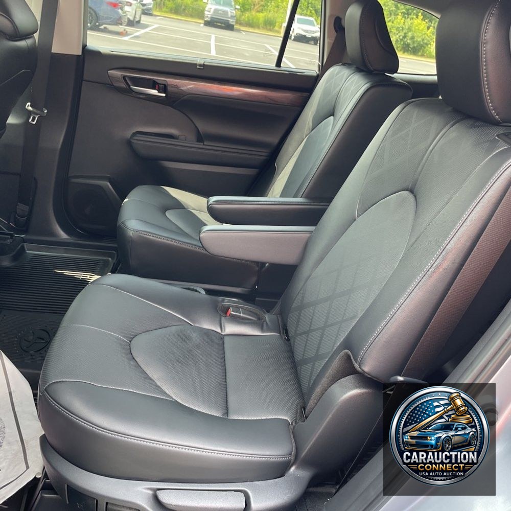 2024 Toyota Highlander Platinum