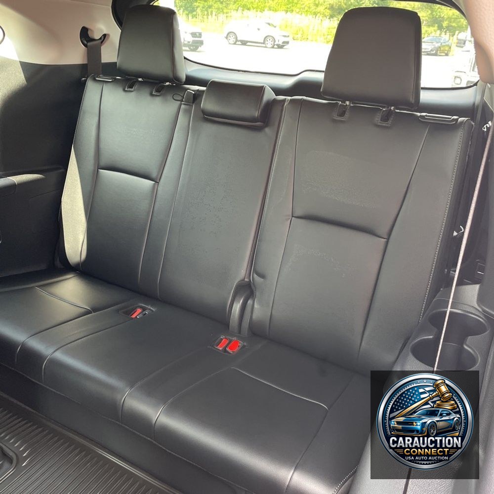 2024 Toyota Highlander Platinum