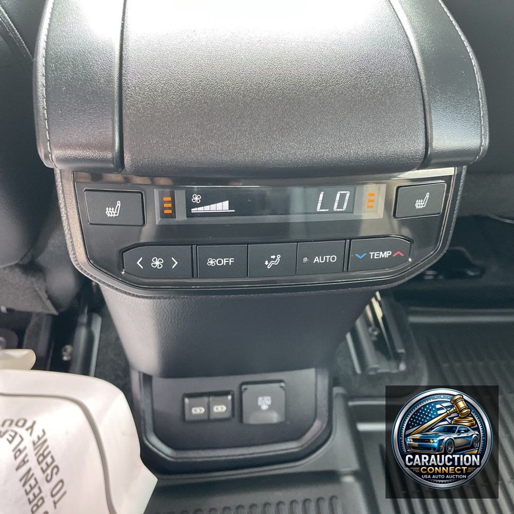 2024 Toyota Highlander Platinum