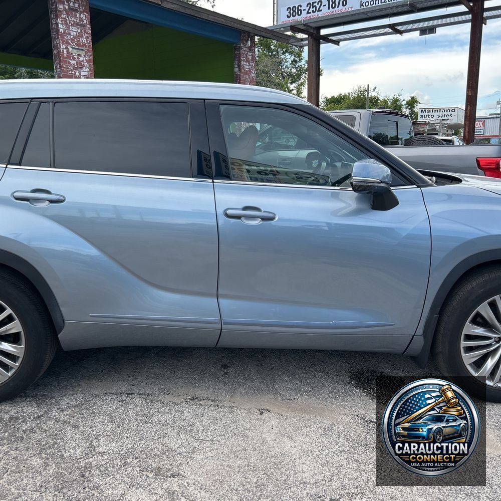 2023 Toyota Highlander Platinum