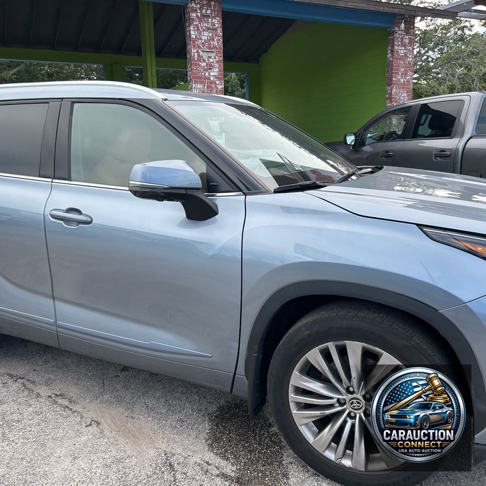 2023 Toyota Highlander Platinum