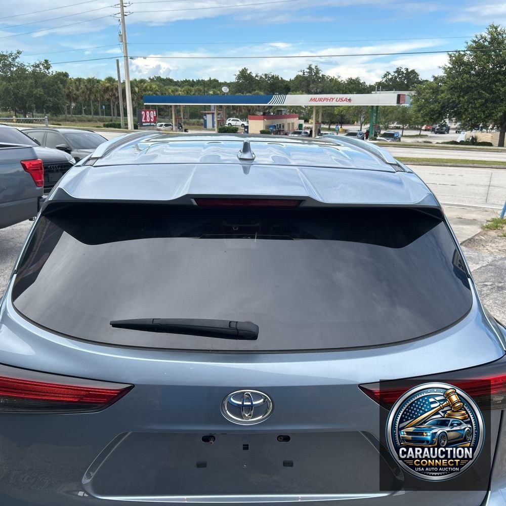 2023 Toyota Highlander Platinum