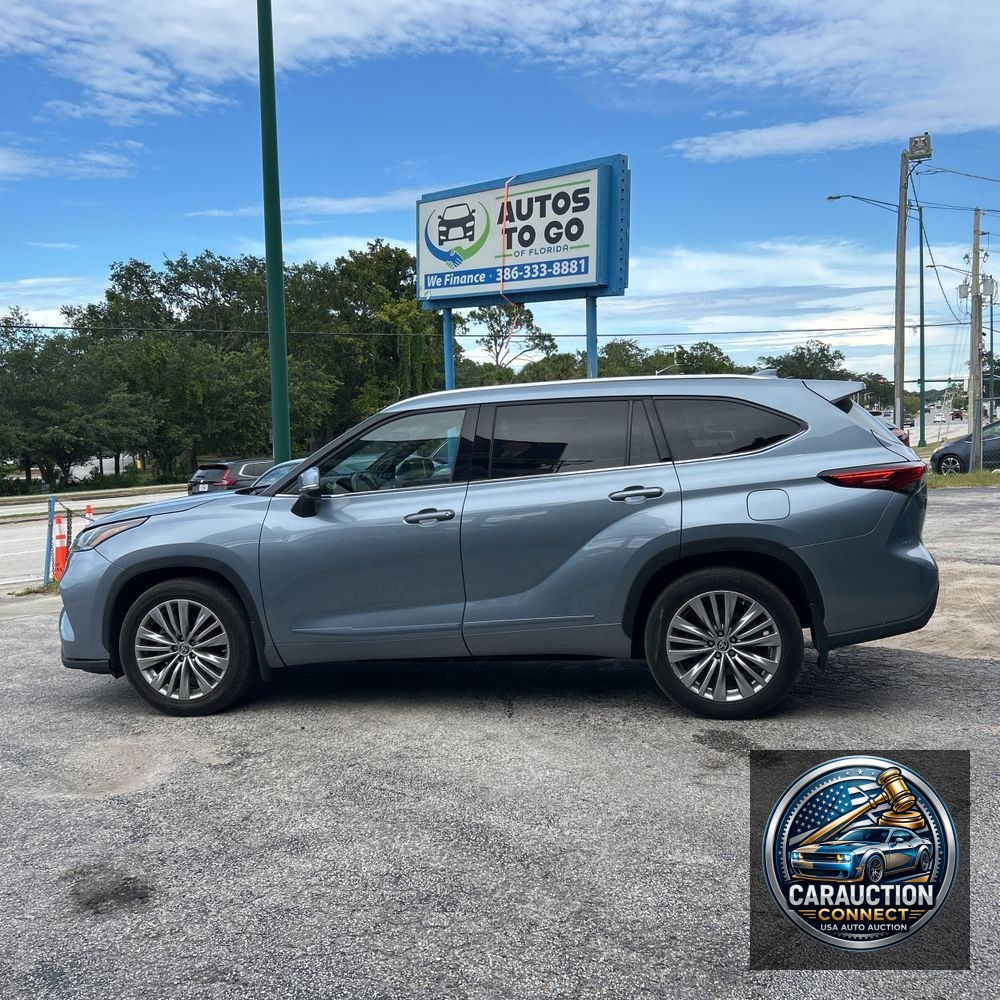 2023 Toyota Highlander Platinum