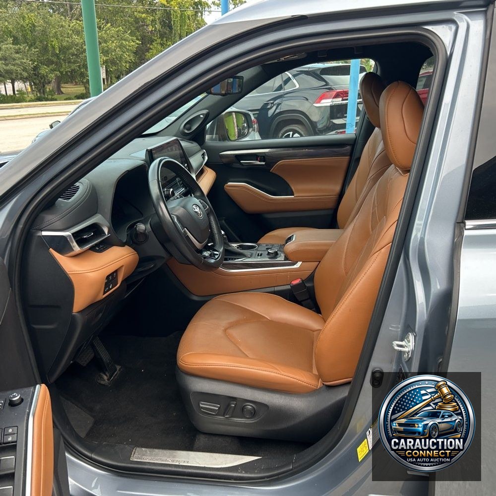 2023 Toyota Highlander Platinum