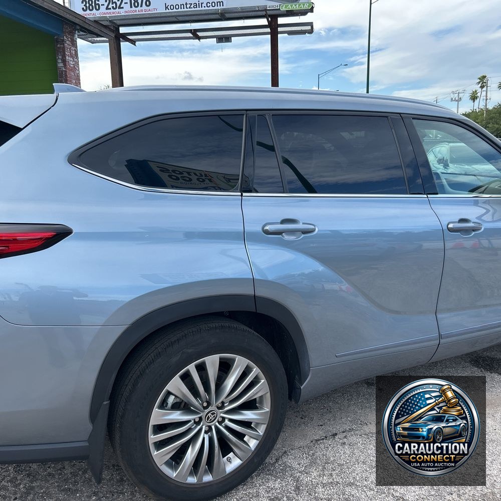 2023 Toyota Highlander Platinum