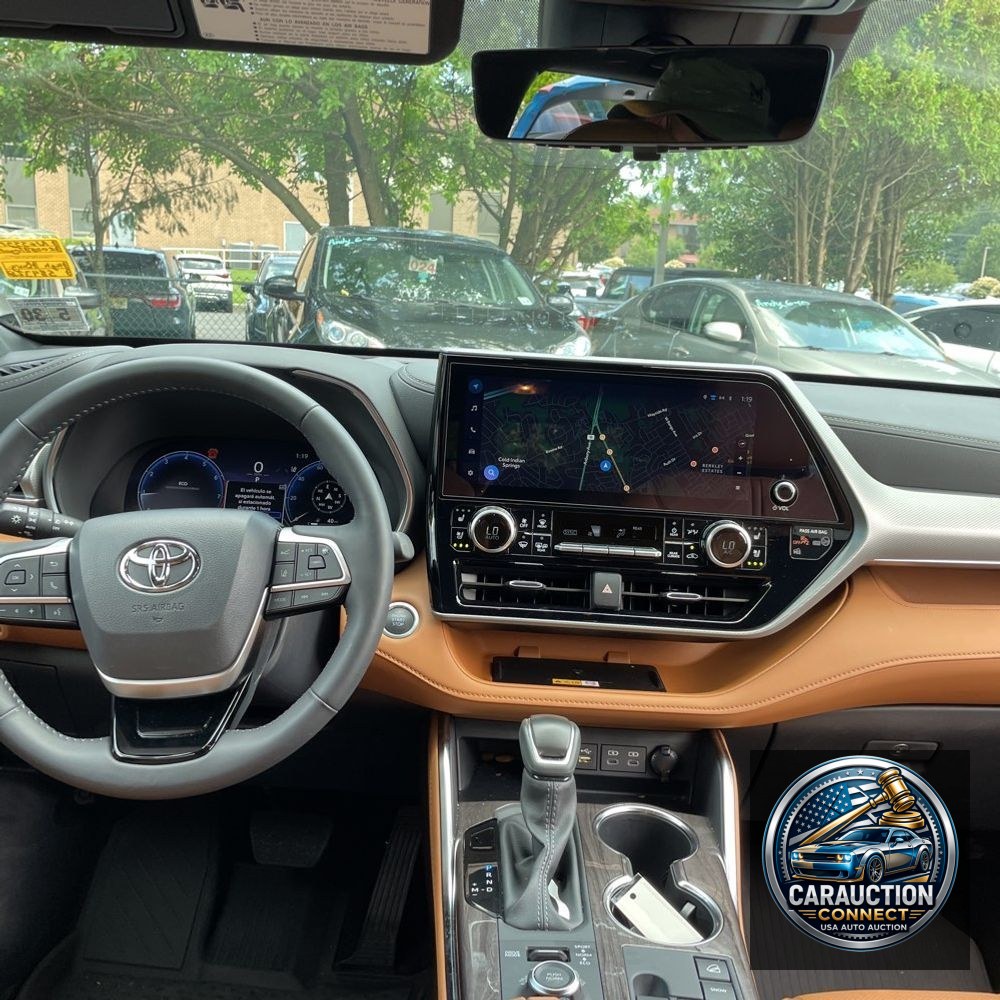 2025 Toyota Highlander Platinum