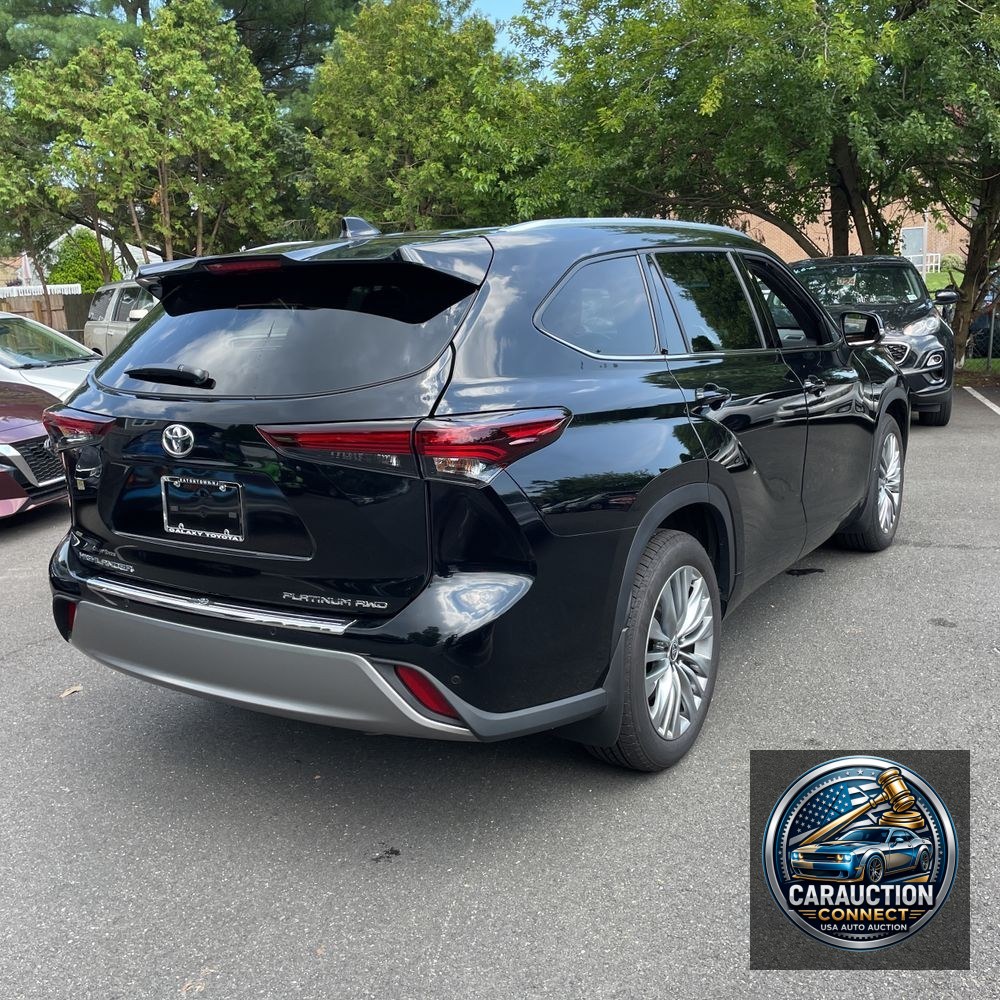 2025 Toyota Highlander Platinum