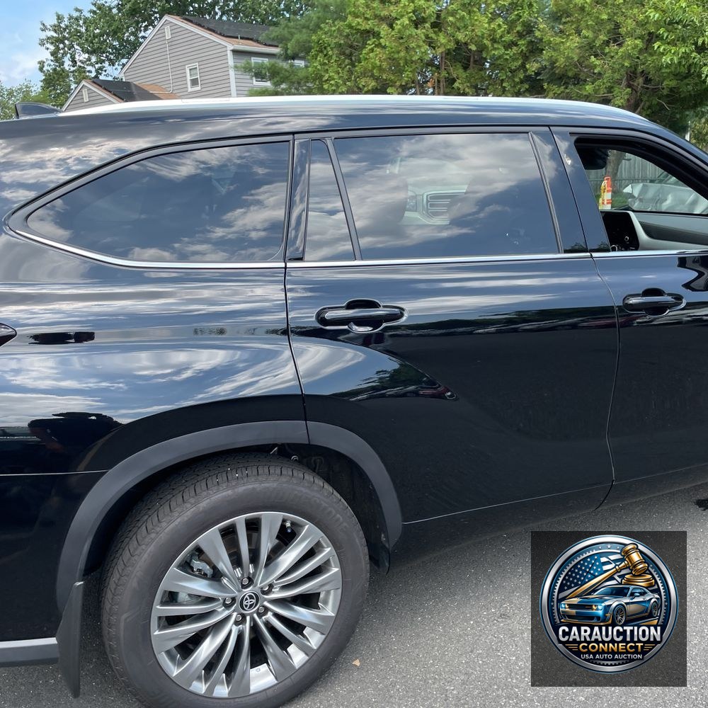 2025 Toyota Highlander Platinum