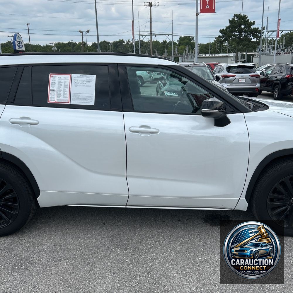 2025 Toyota Highlander XSE