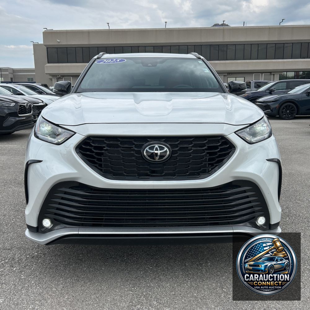 2025 Toyota Highlander XSE