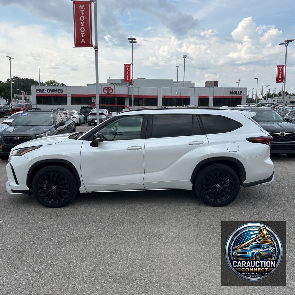2025 Toyota Highlander XSE