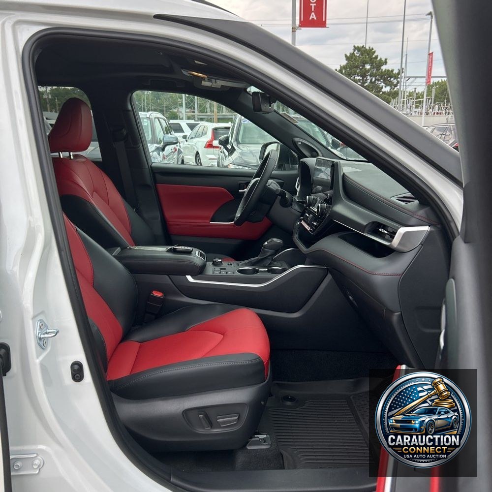 2025 Toyota Highlander XSE