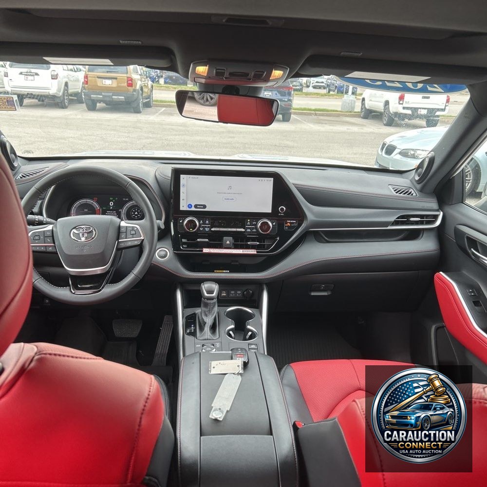 2025 Toyota Highlander XSE