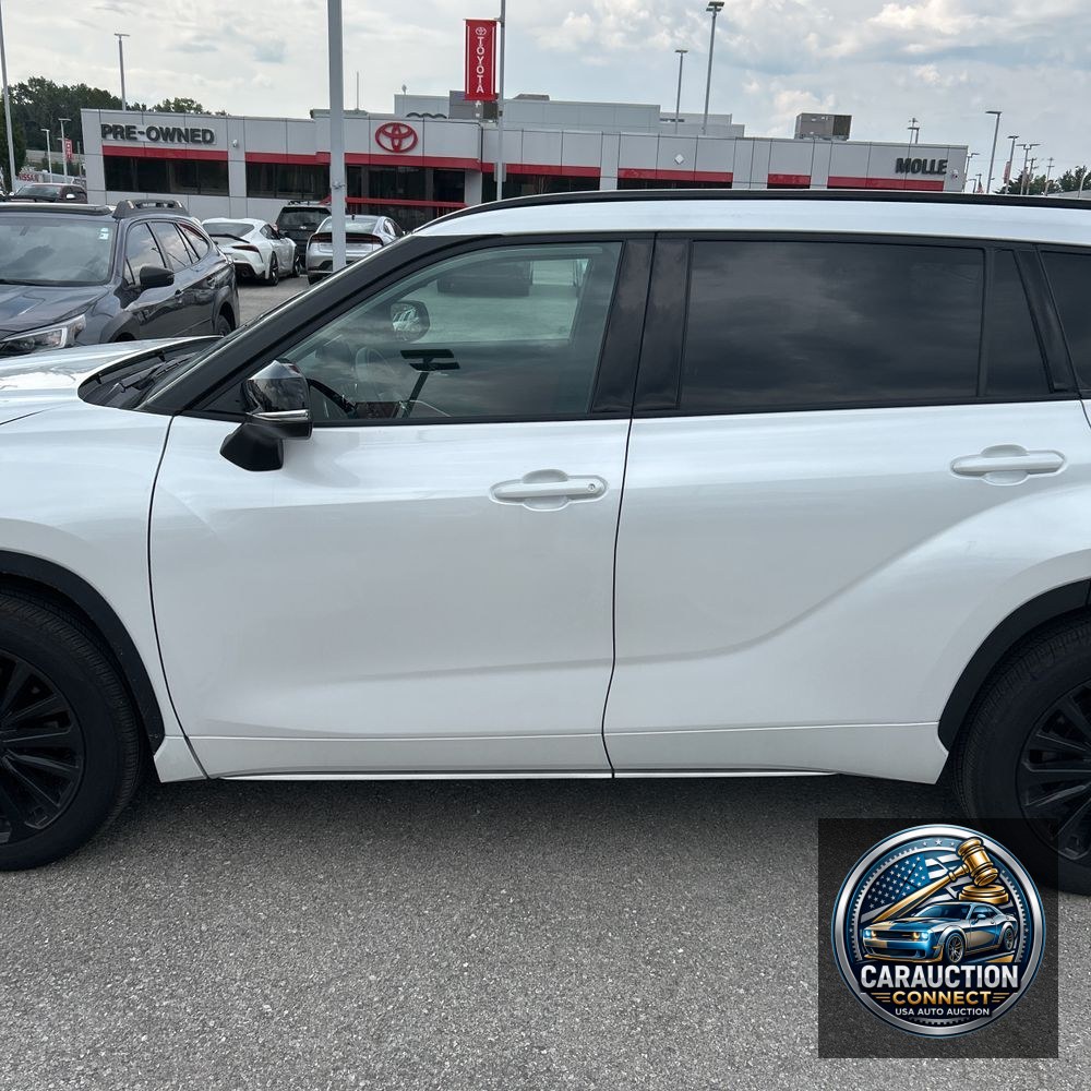 2025 Toyota Highlander XSE