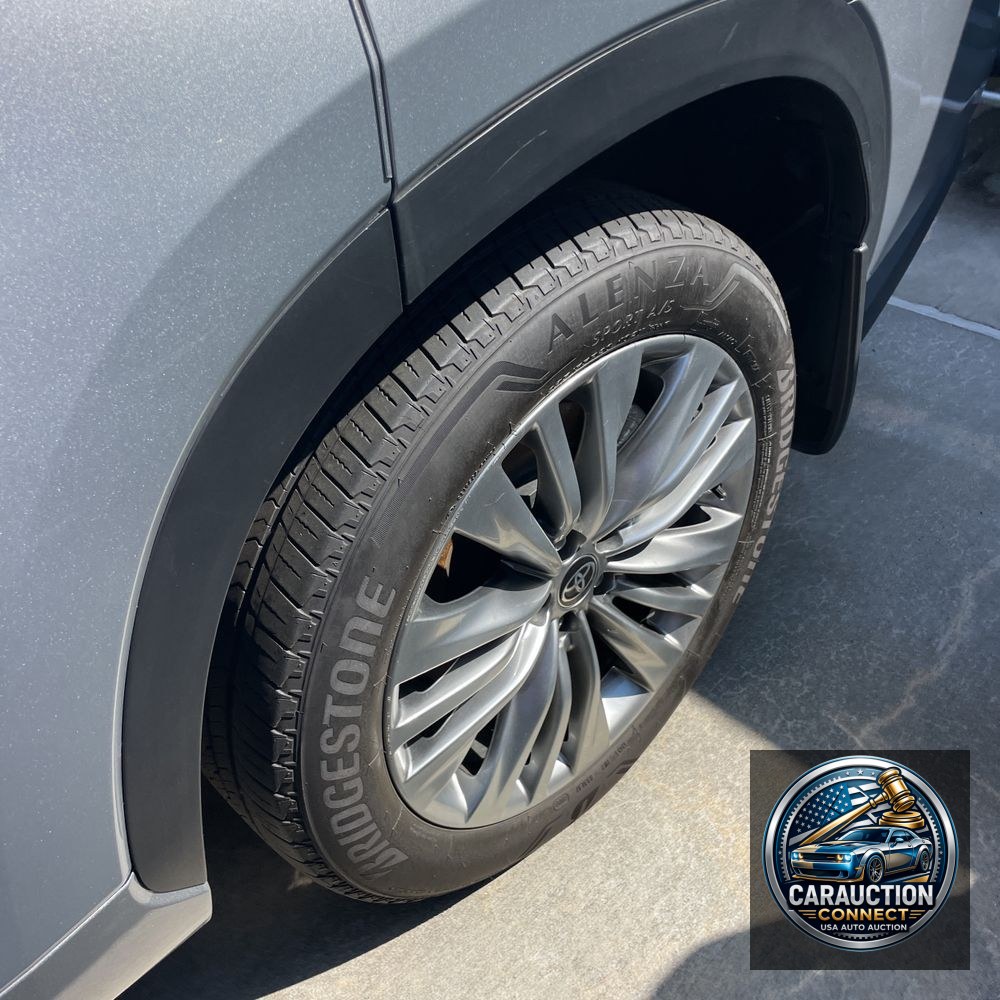 2024 Toyota Highlander Platinum