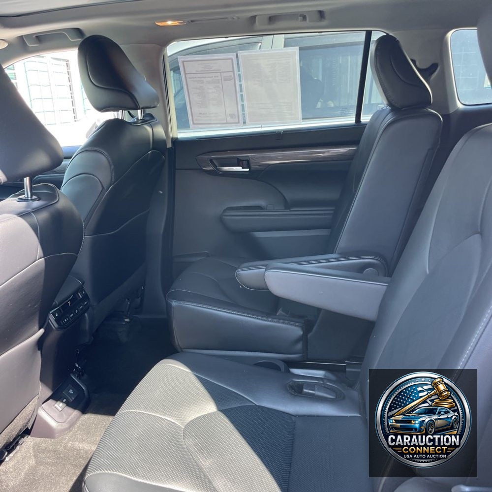 2024 Toyota Highlander Platinum