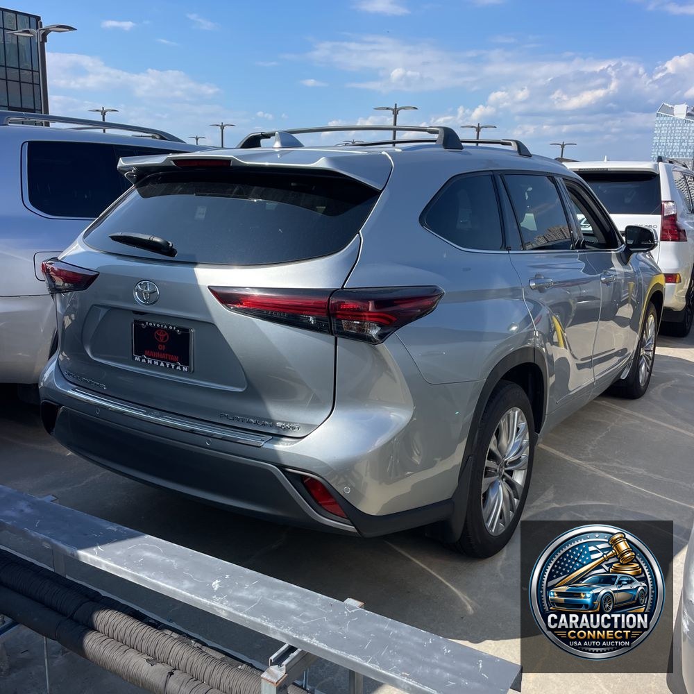 2024 Toyota Highlander Platinum