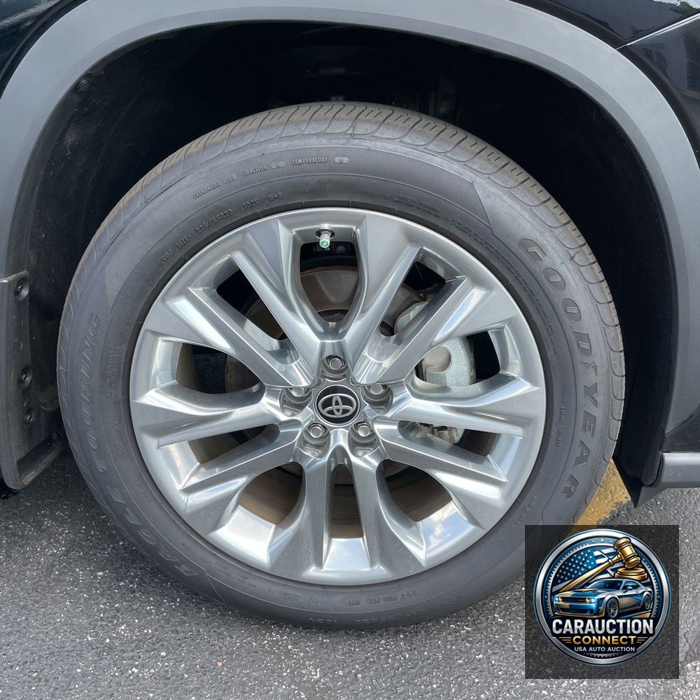 2024 Toyota Highlander Hybrid Limited