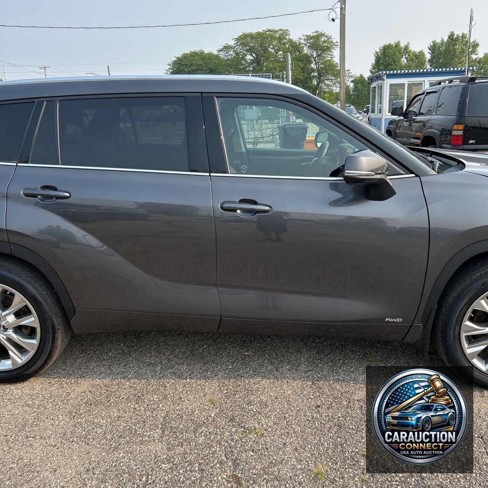 2022 Toyota Highlander Hybrid Limited