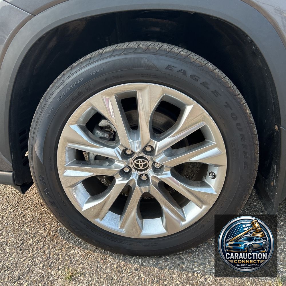 2022 Toyota Highlander Hybrid Limited