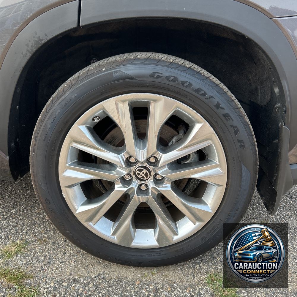 2022 Toyota Highlander Hybrid Limited
