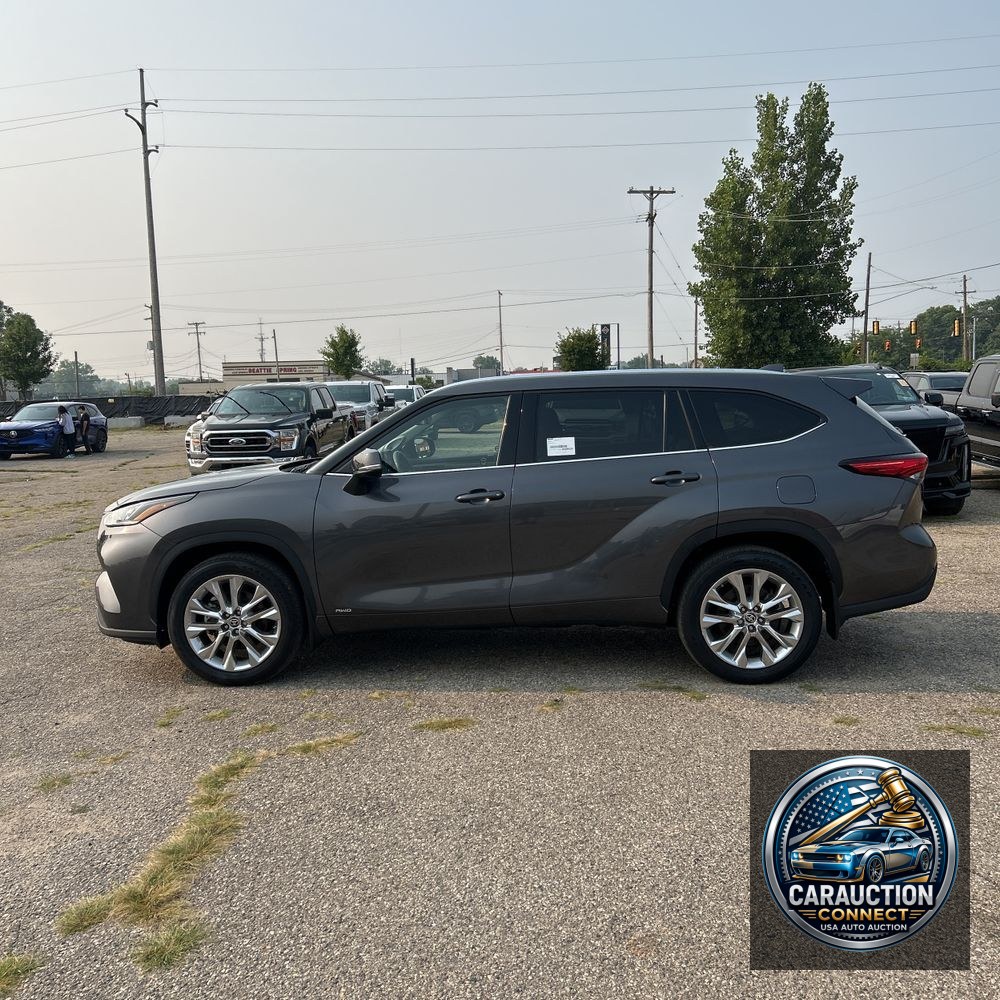 2022 Toyota Highlander Hybrid Limited