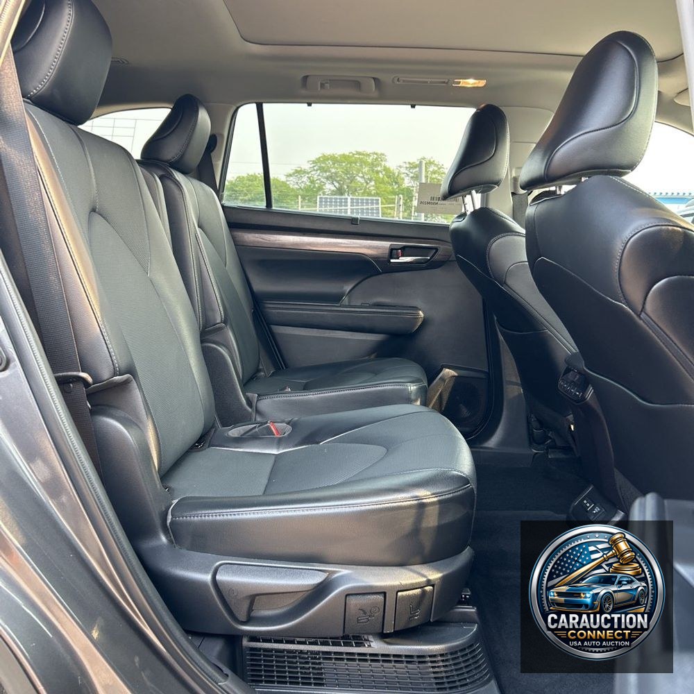 2022 Toyota Highlander Hybrid Limited