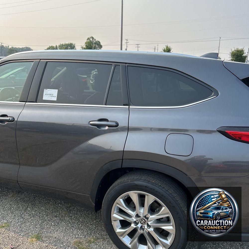 2022 Toyota Highlander Hybrid Limited