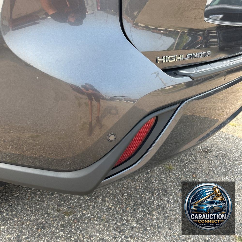 2022 Toyota Highlander Hybrid Limited