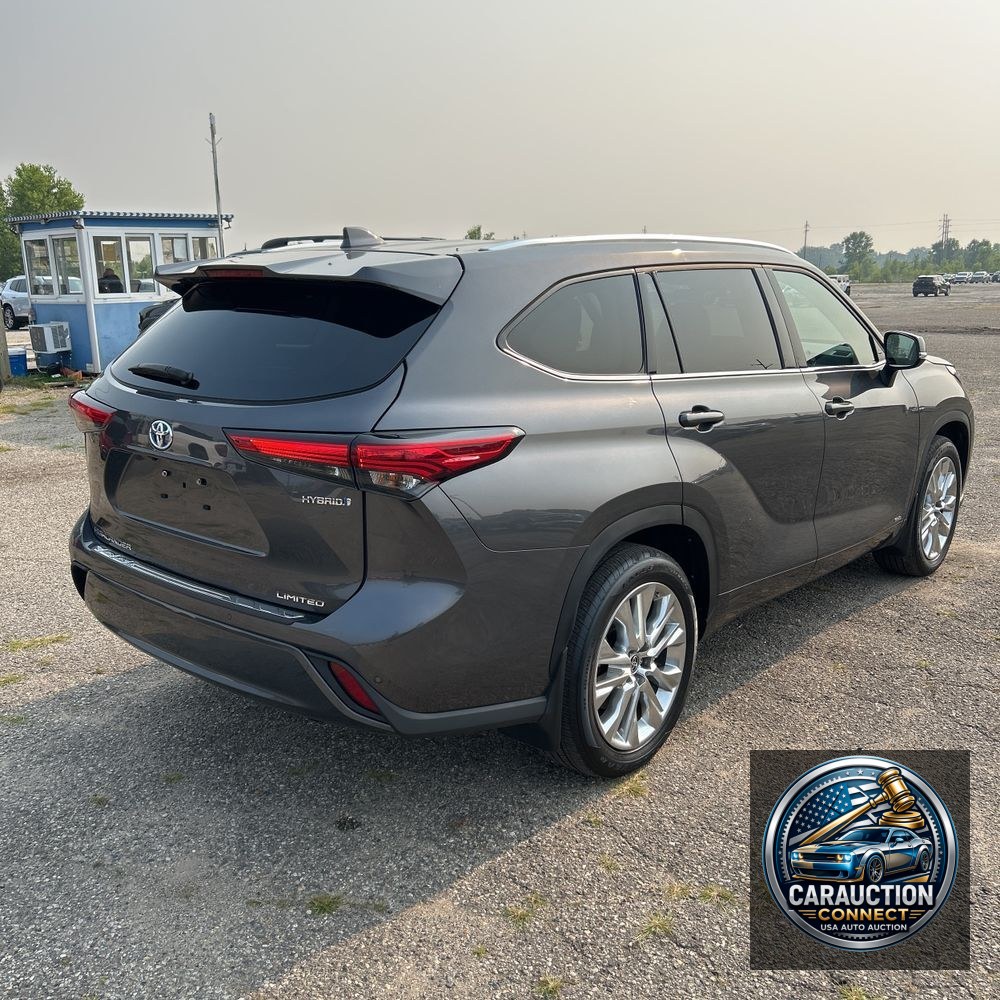 2022 Toyota Highlander Hybrid Limited