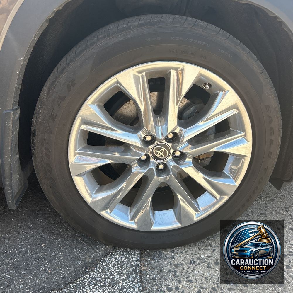 2023 Toyota Highlander Hybrid Limited