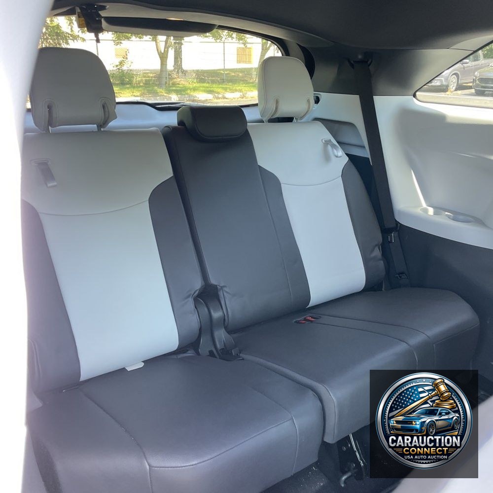 2024 Toyota Sienna XSE 7-Passenger