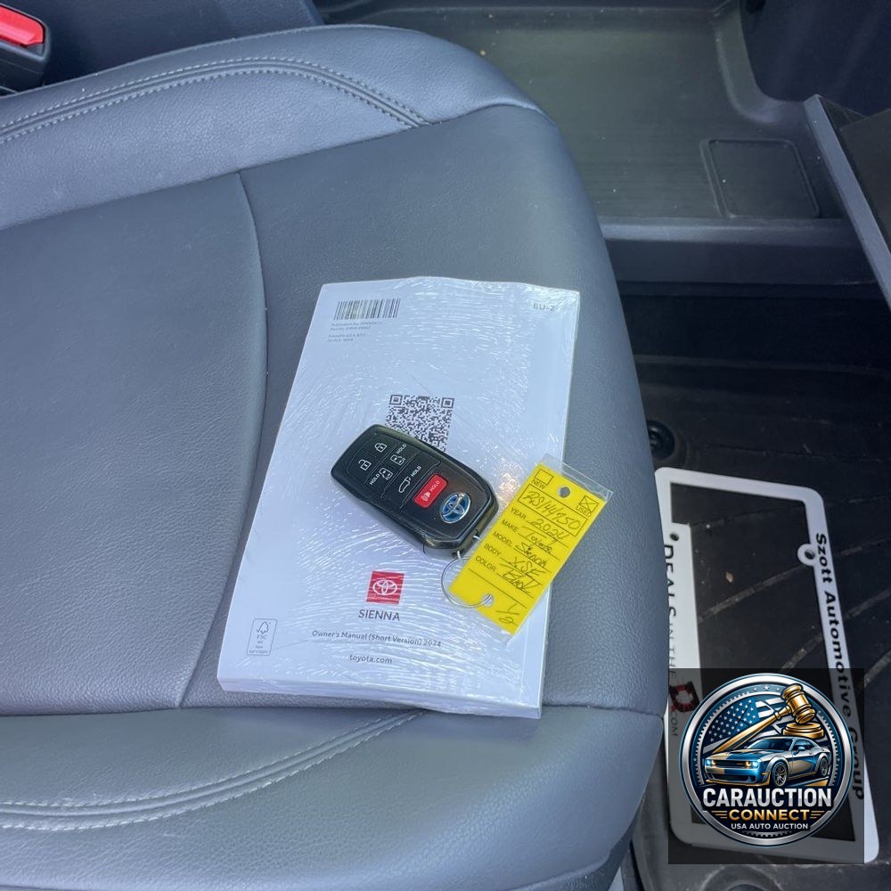 2024 Toyota Sienna XSE 7-Passenger
