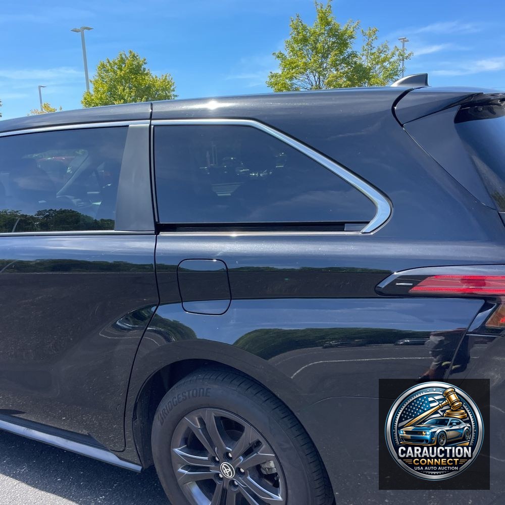 2024 Toyota Sienna XSE 7-Passenger