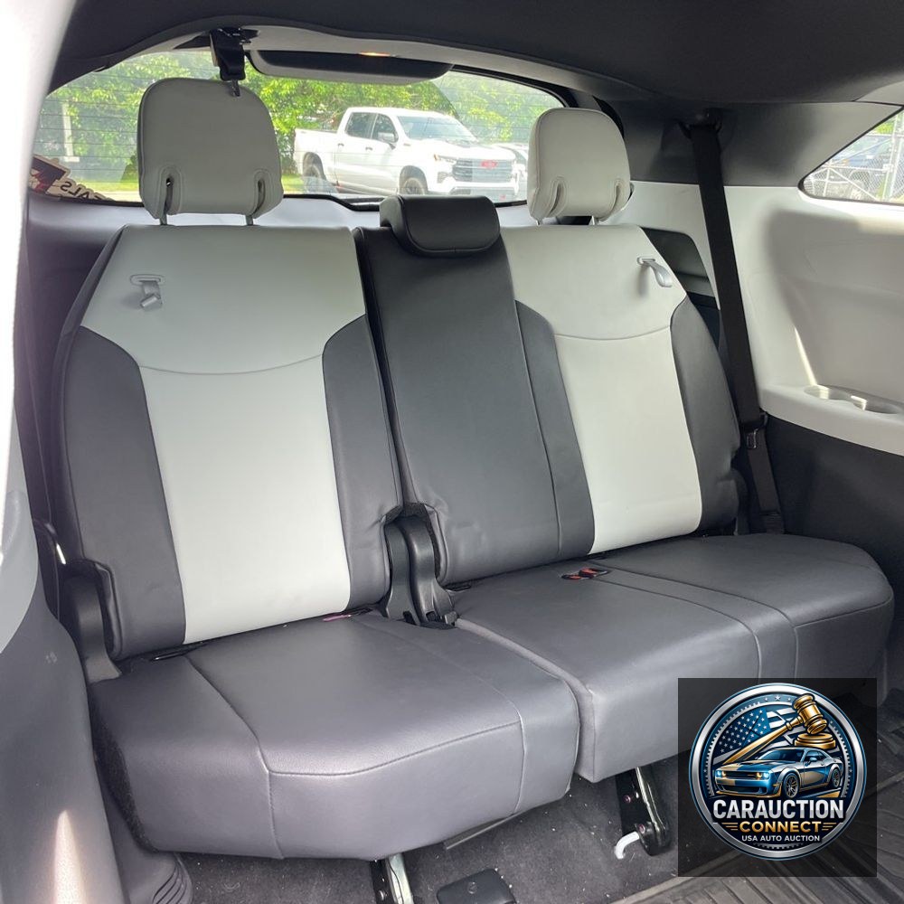 2024 Toyota Sienna XSE 7-Passenger