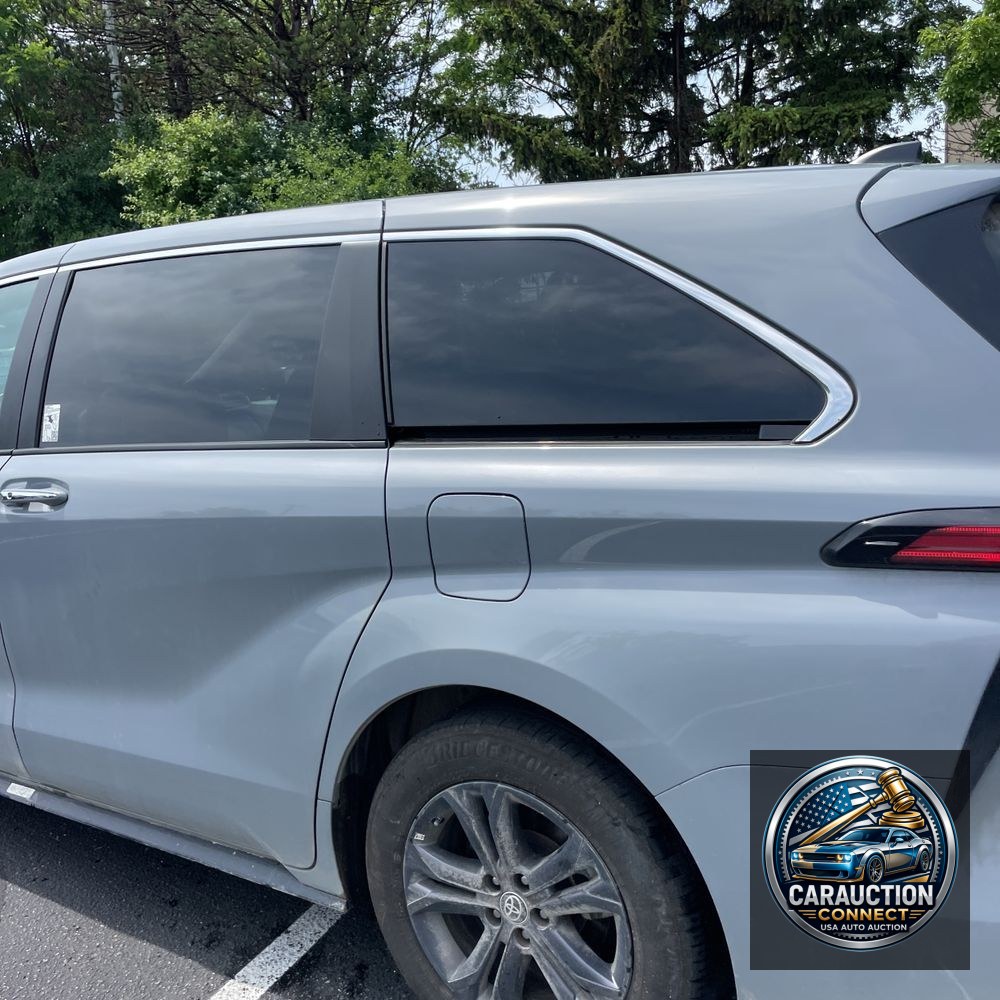 2024 Toyota Sienna XSE 7-Passenger