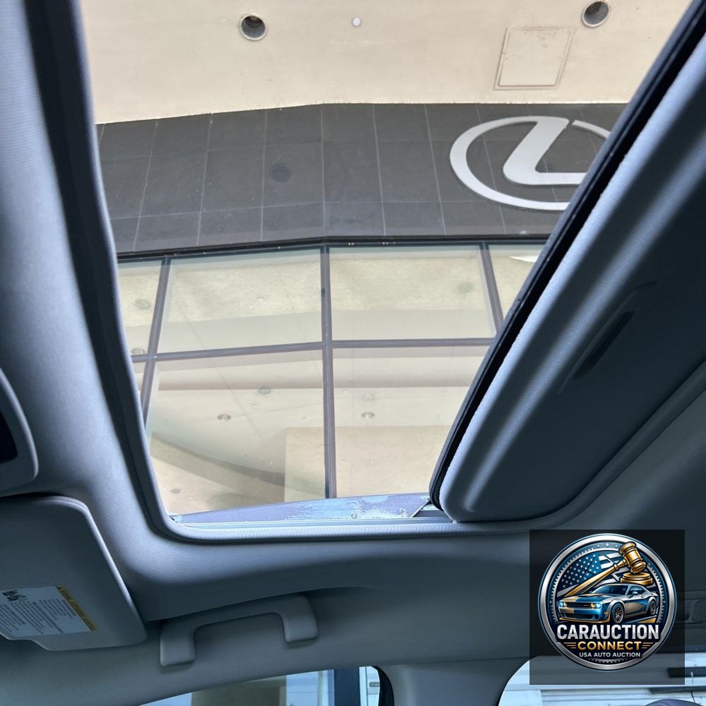 2024 Toyota Sienna XLE 8-Passenger