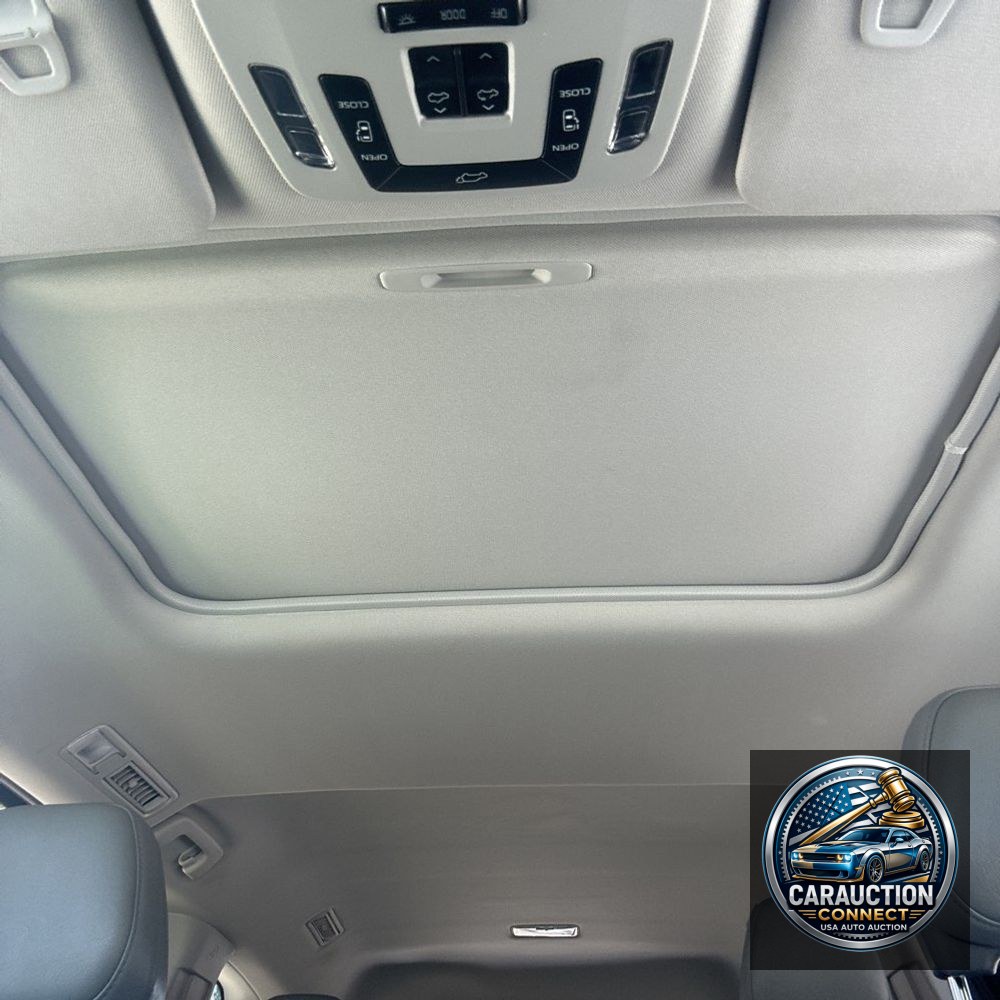 2024 Toyota Sienna XLE 8-Passenger