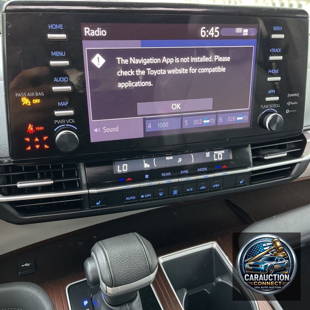 2023 Toyota Sienna XLE 8-Passenger