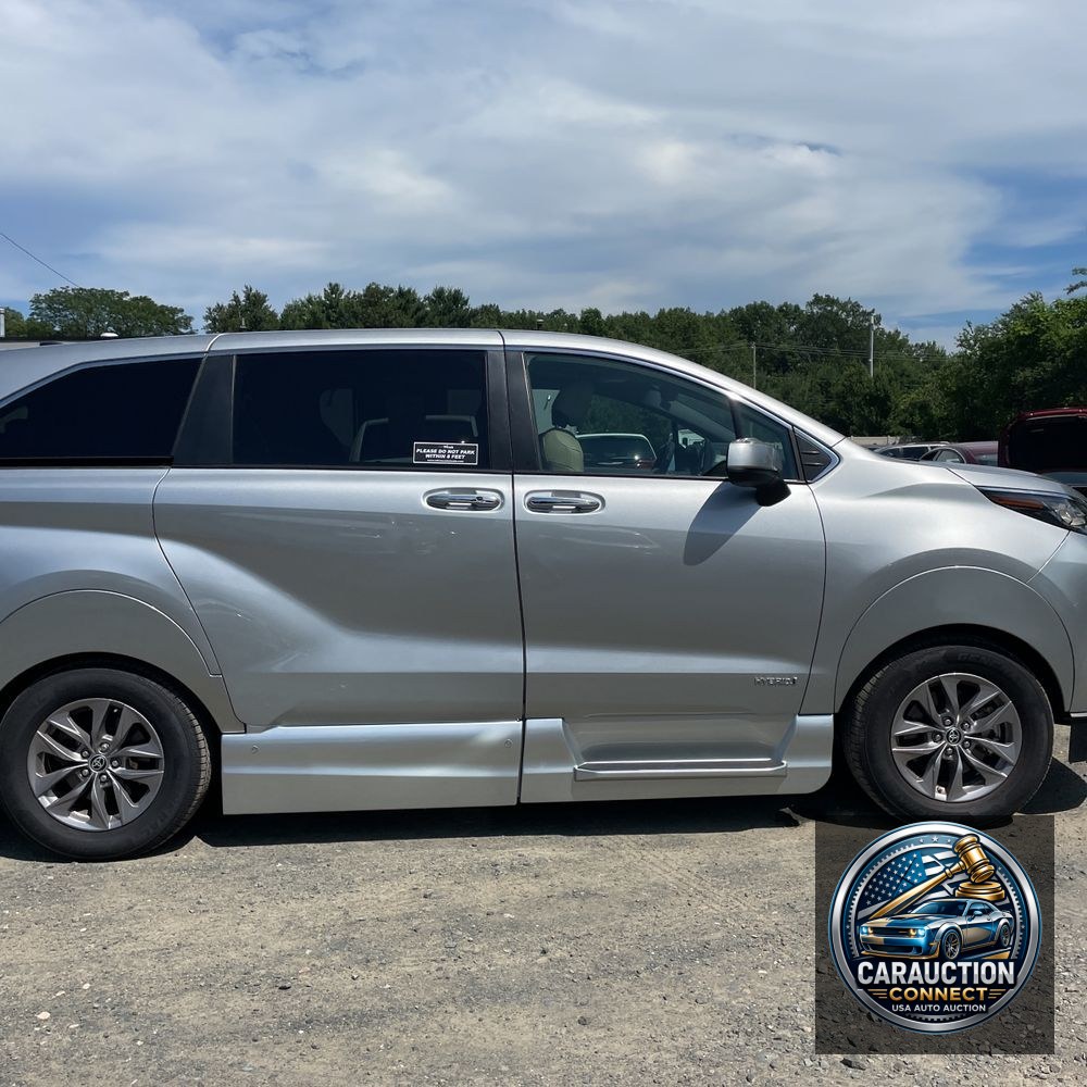 2021 Toyota Sienna XLE 7-Passenger